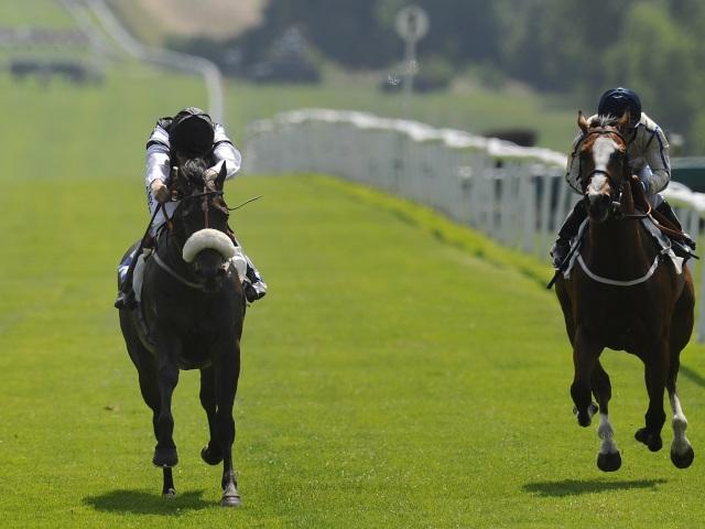 Timeform provide their Placepot selections from Leicester on Monday